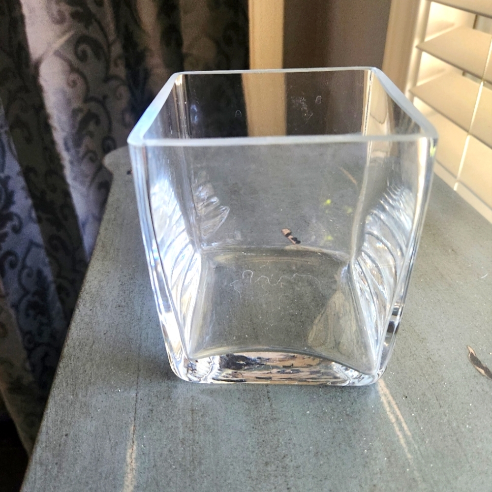 Square Vase - Picture 2 of 2